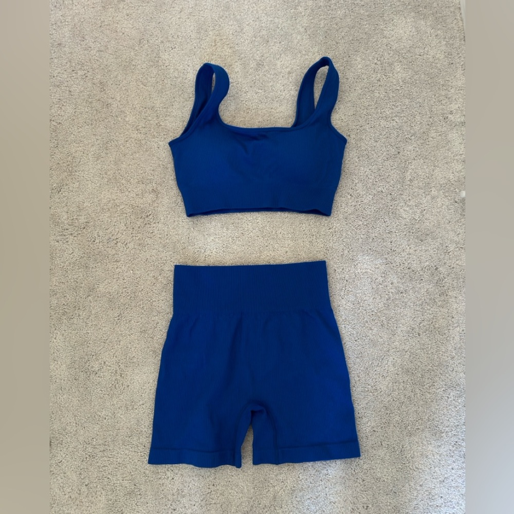 Amazon workout set